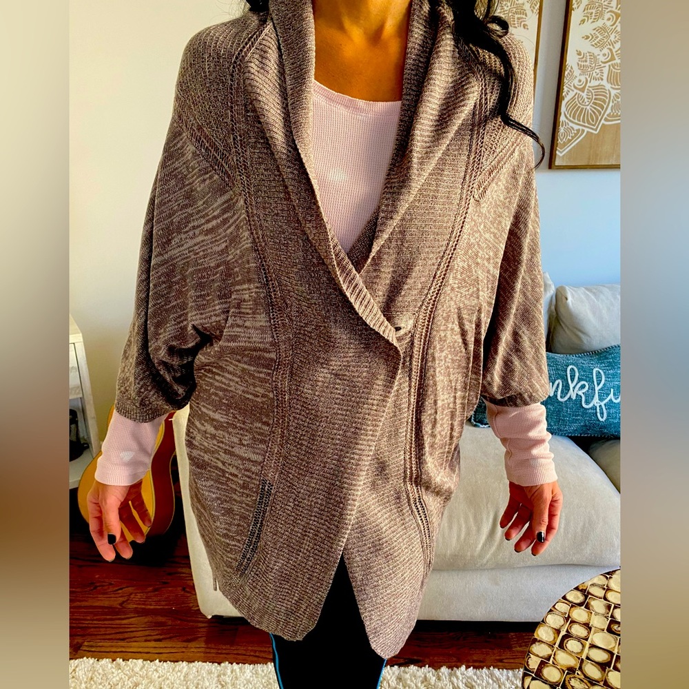 Lululemon wrap sweater nwot size XS/S